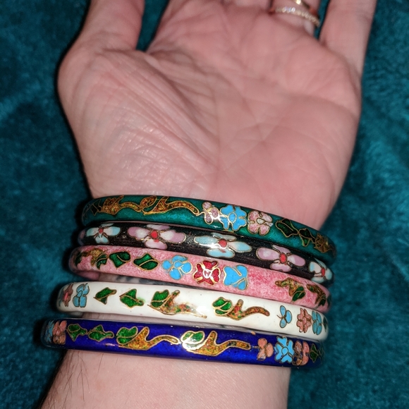 Bundle of Bangle Bracelets (Set of 5) - Picture 9 of 10